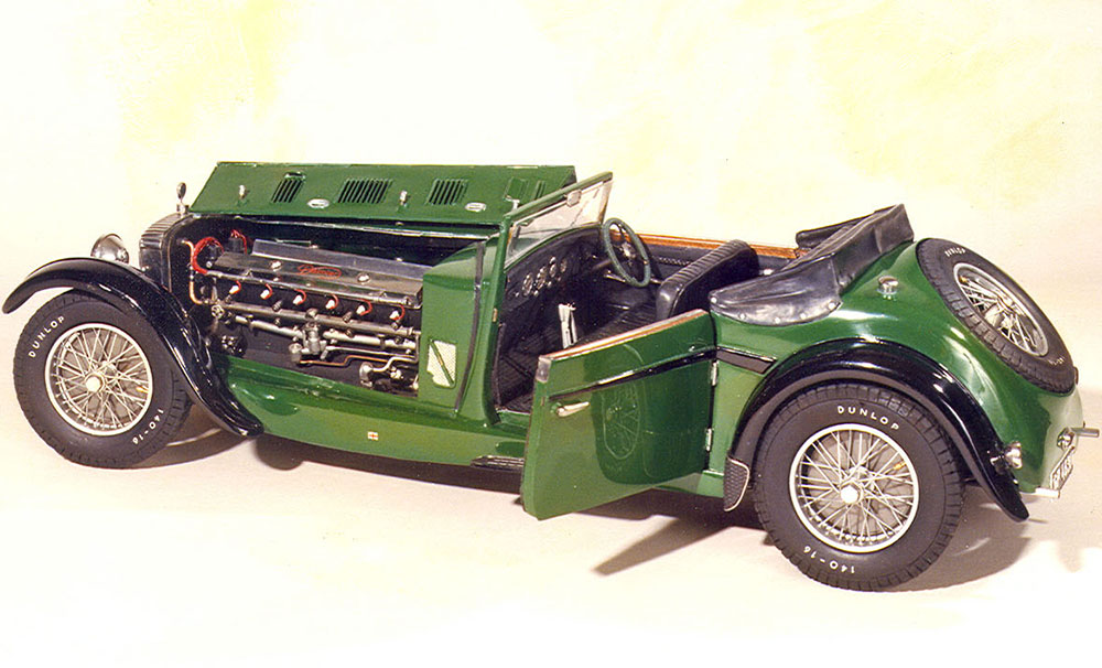1:8 scale - 1931 Daimler Double-Six