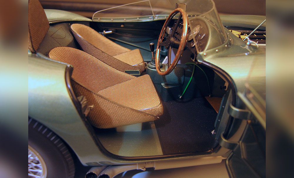 1:10 scale - Aston Martin DB3S/10