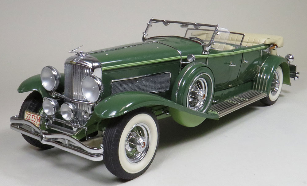 1:15 scale - 1933 Duesenberg Model J Derham Tourster
