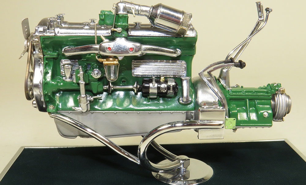 1/15 Duesenberg J Engine