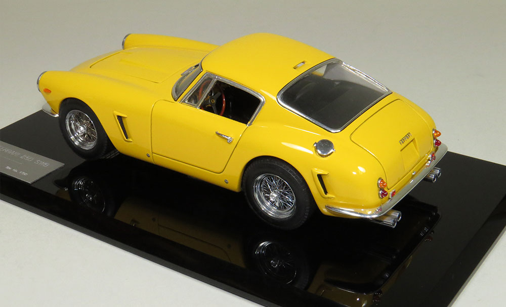 Ferrari 250 SWB Road