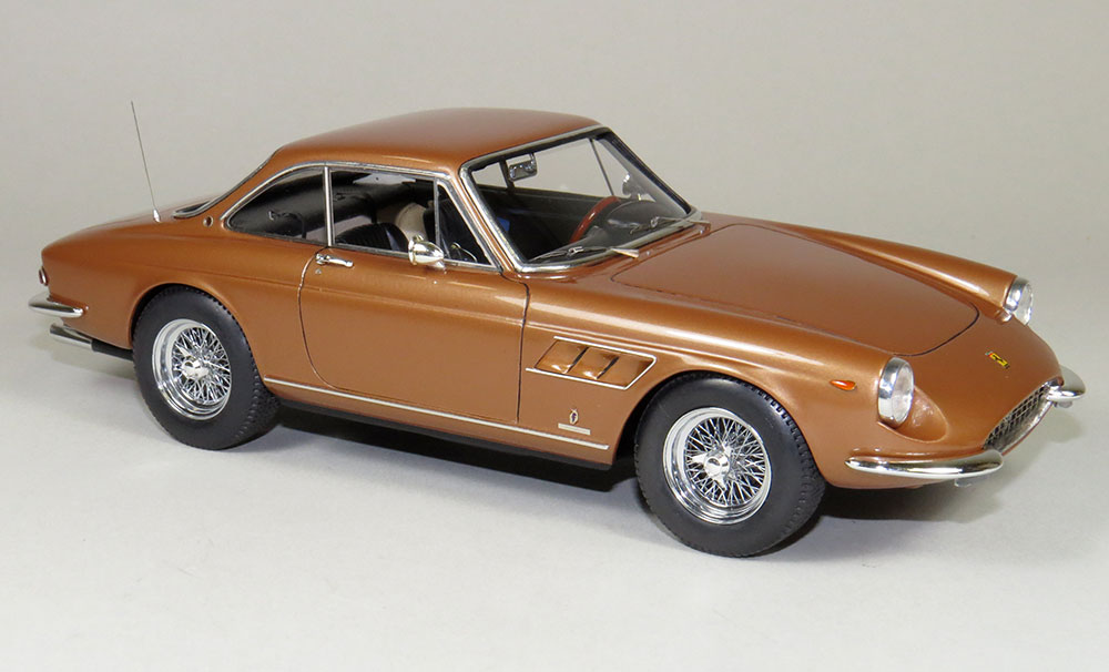 1/24 Ferrari 330 GTC
