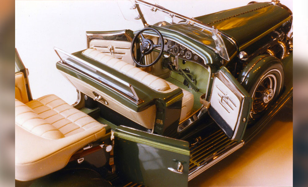 1/15 green Duesenberg J