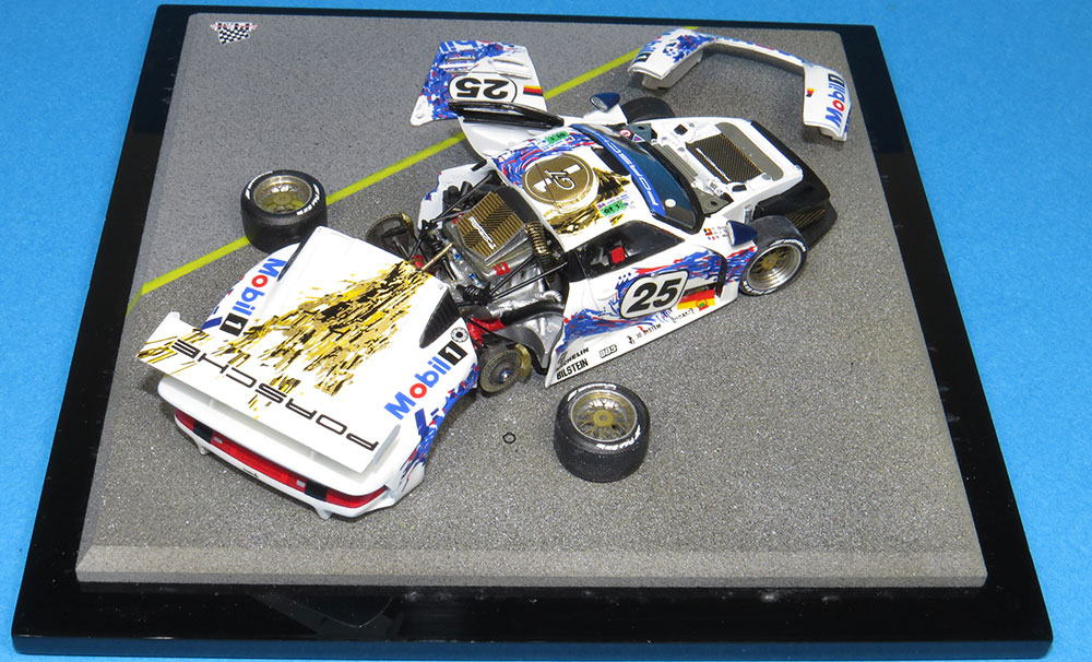 1/43 Porsche 911 GT-1