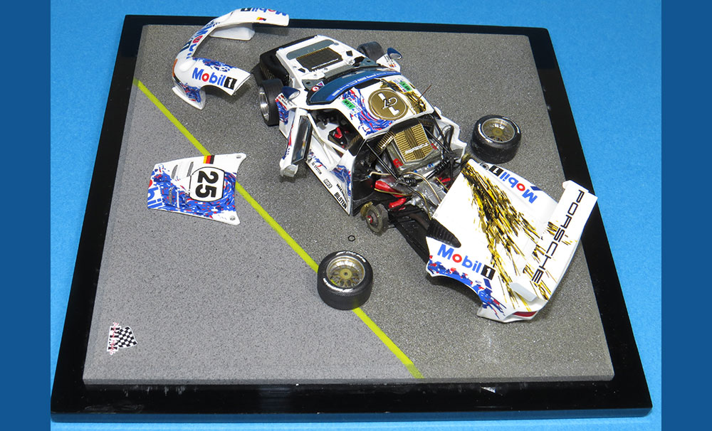 1/43 Porsche 911 GT-1