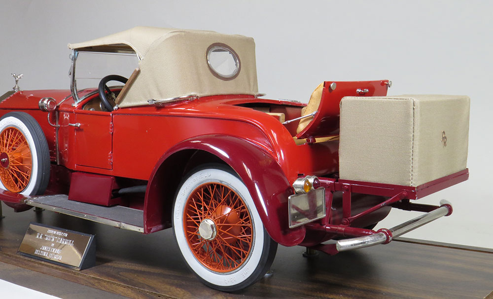 1:8 scale Rolls-Royce Piccadilly Roadster