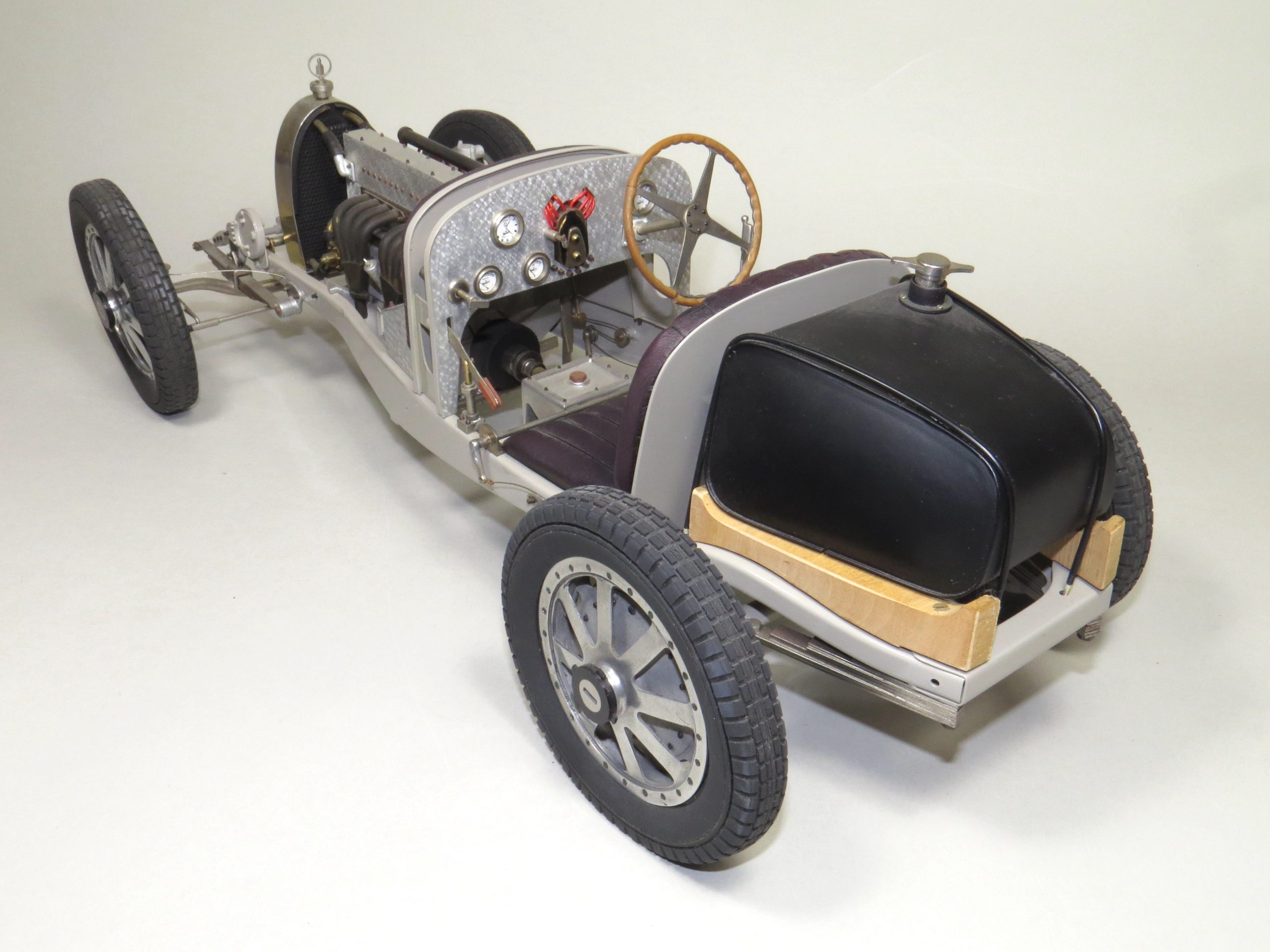 1:8 scale - Bugatti Type 35 Rolling Chassis