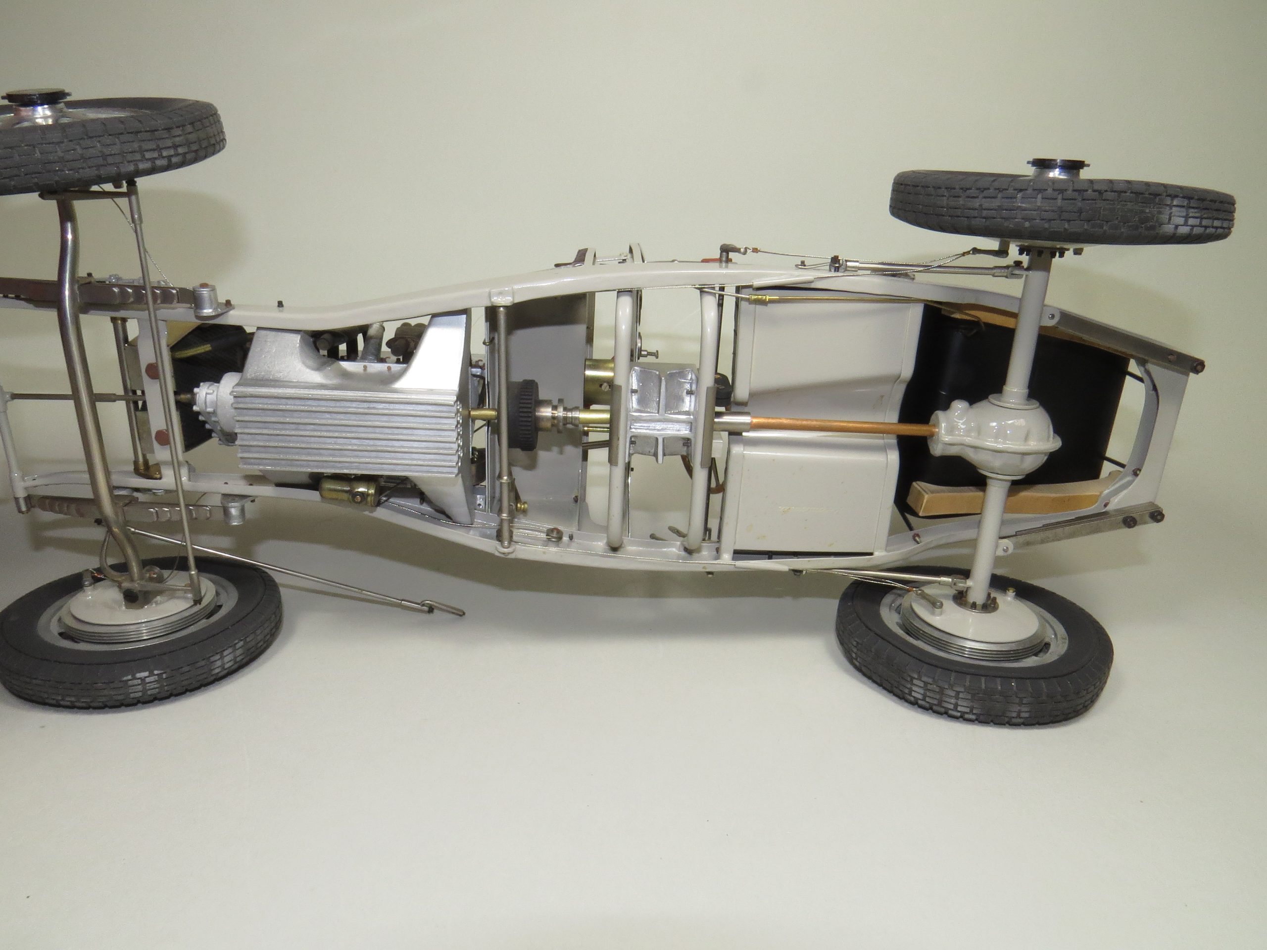1:8 scale - Bugatti Type 35 Rolling Chassis